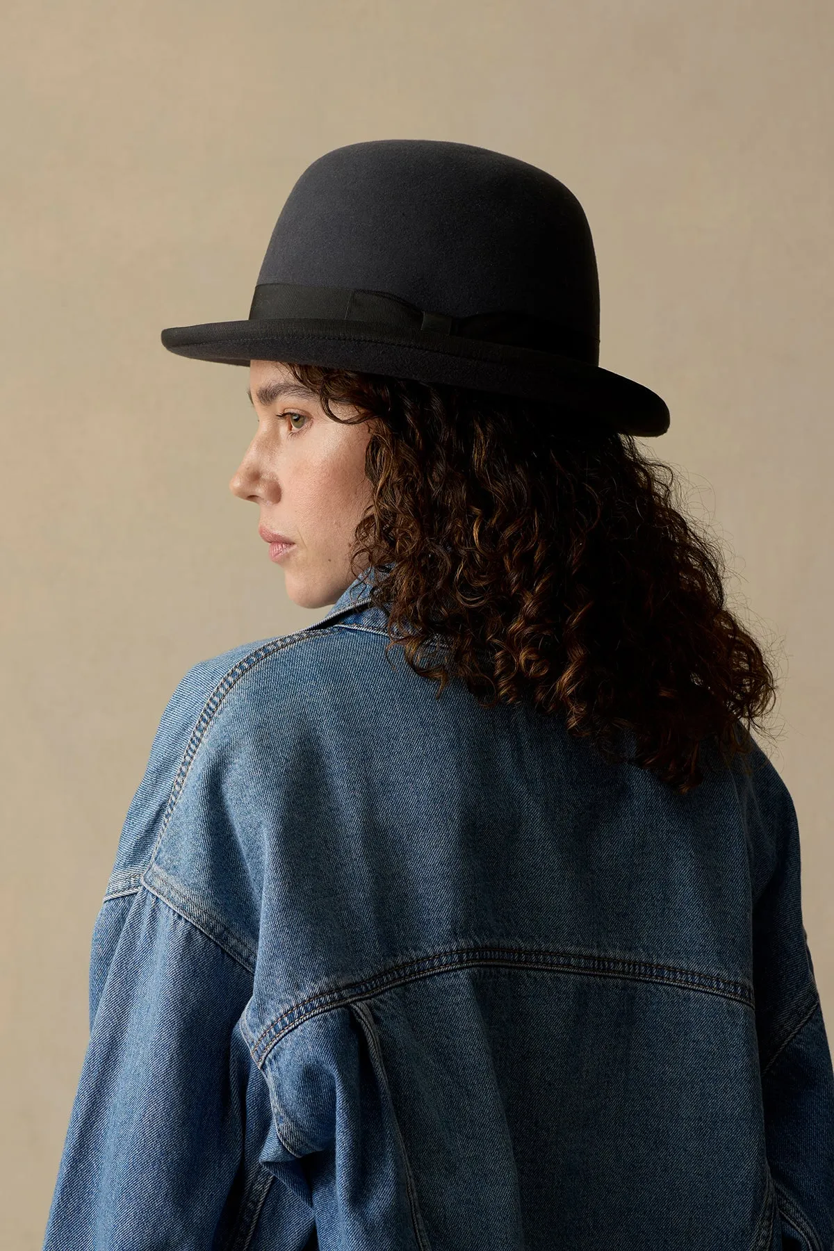 Homburg - Carbon Grey