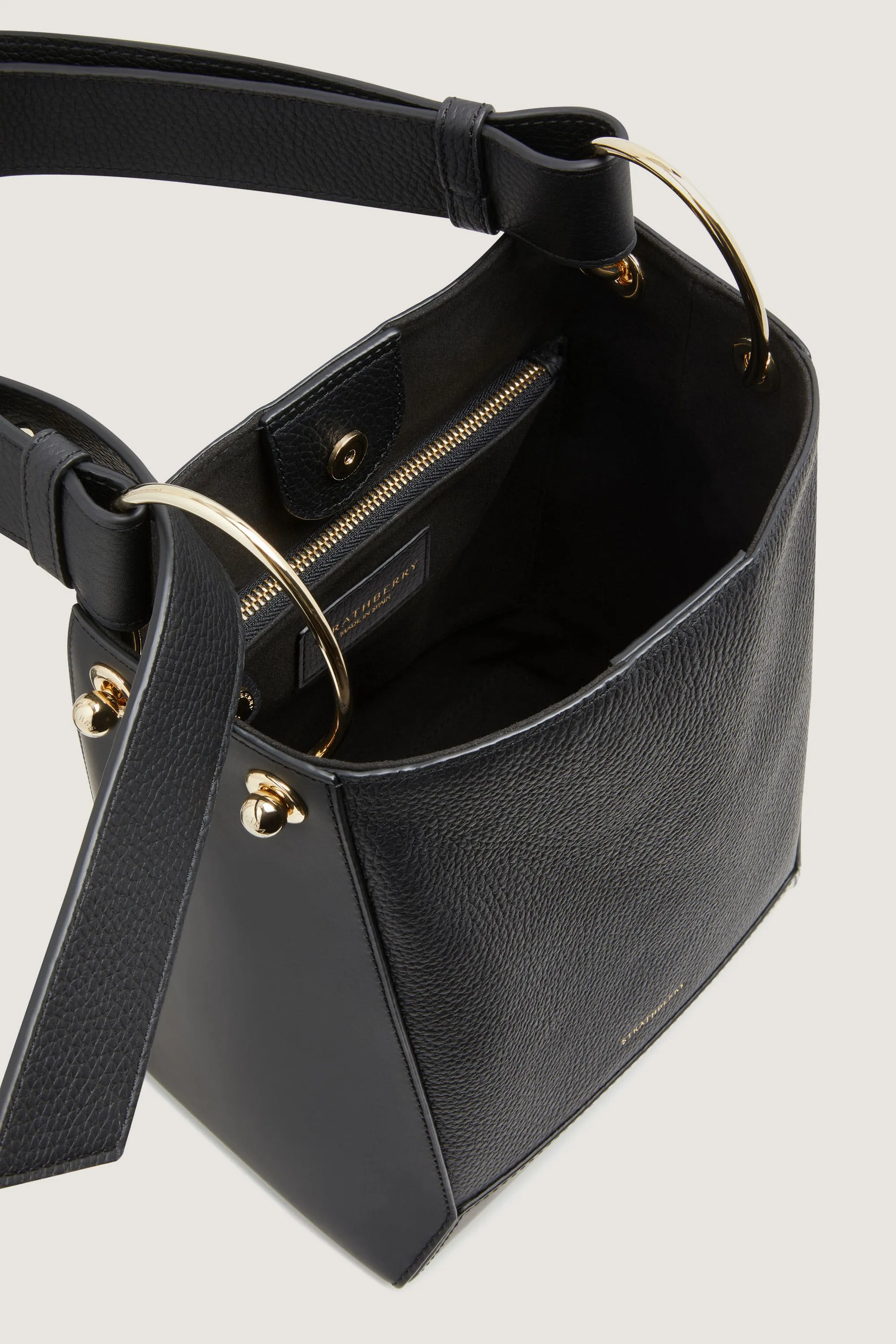 Lana Midi Bucket Bag - Black