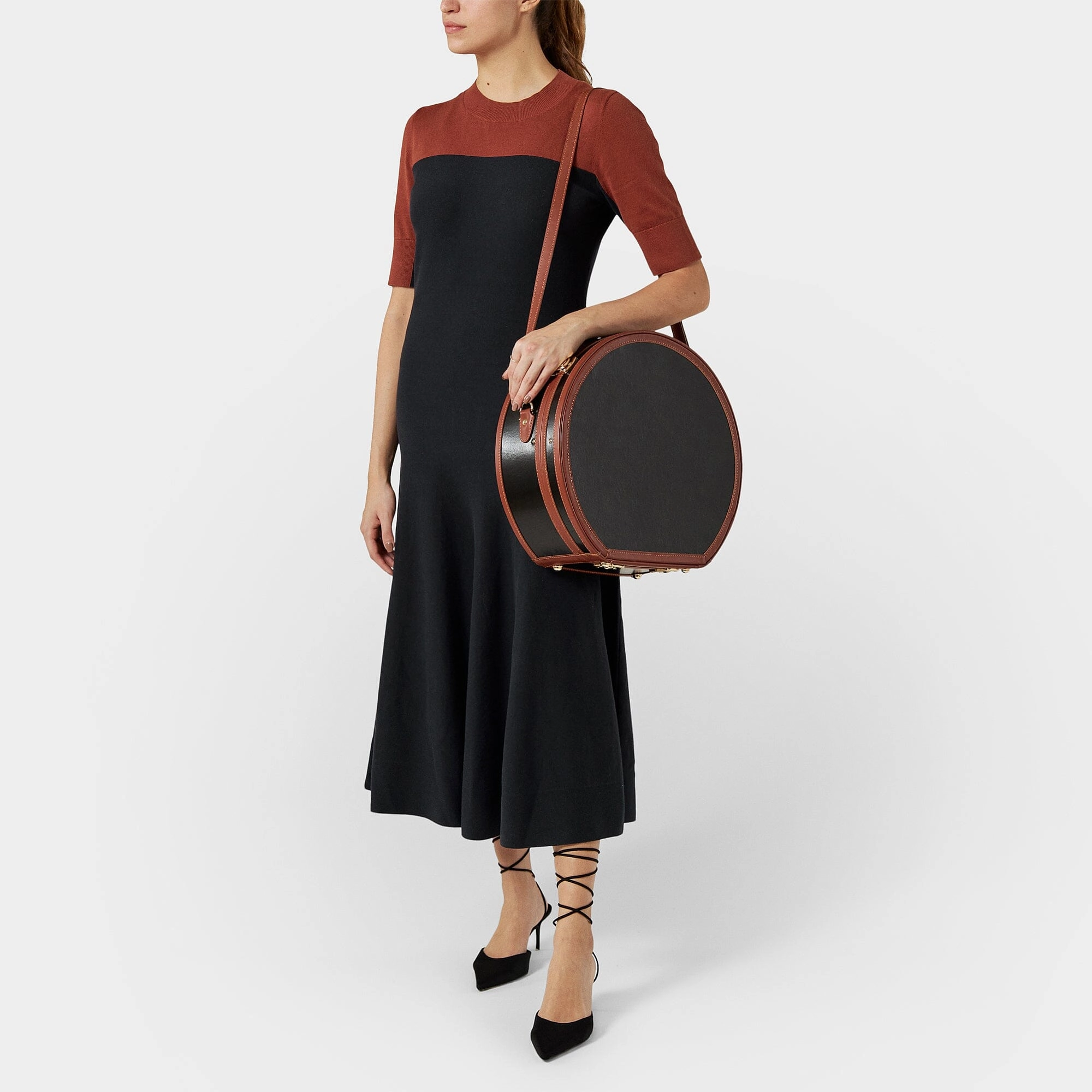 The Diplomat - Black Hatbox Deluxe