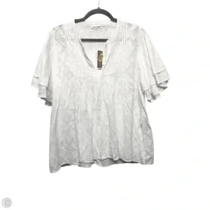 Top Short Sleeve By Clothes Mentor In White, Size: M